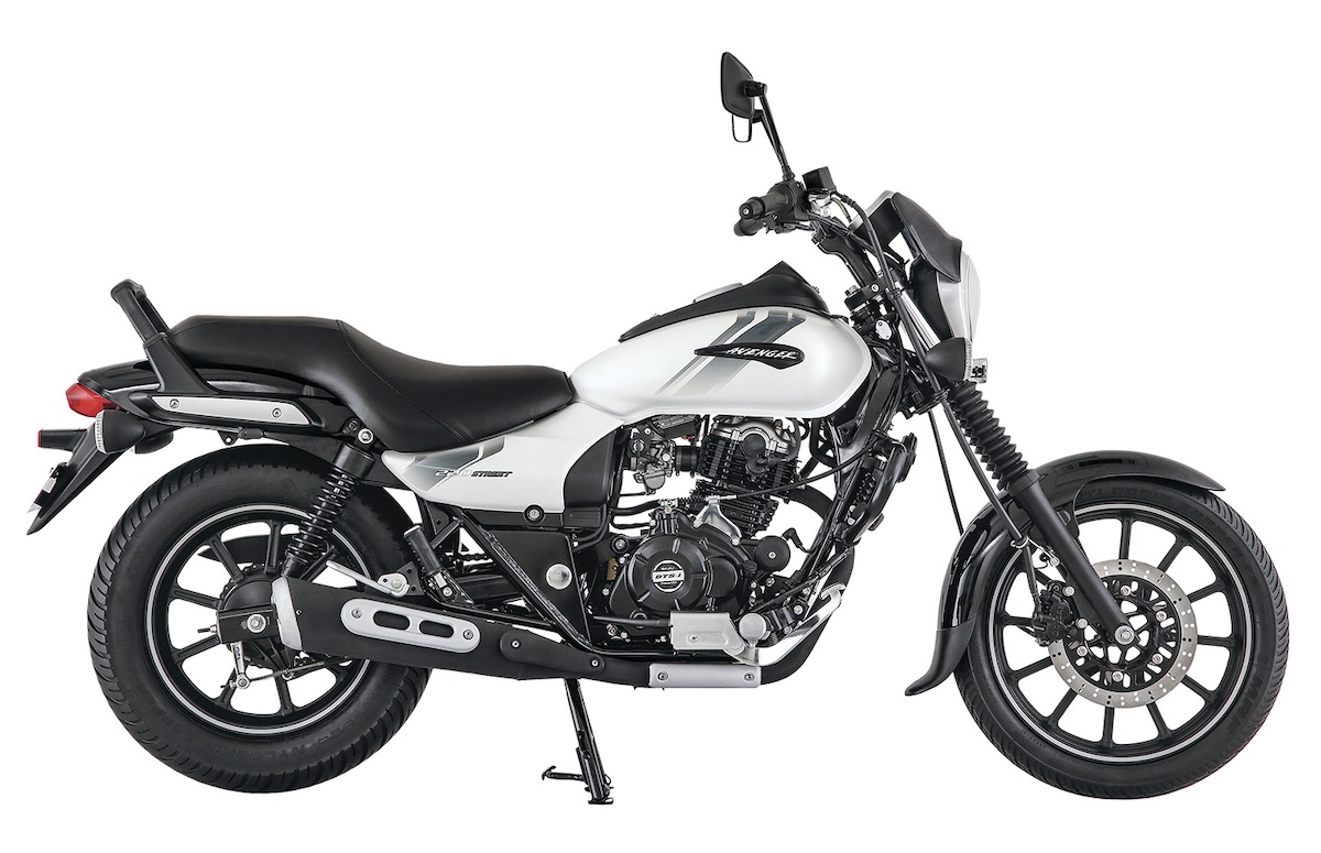girl motorcycle bajaj avenger street 220
