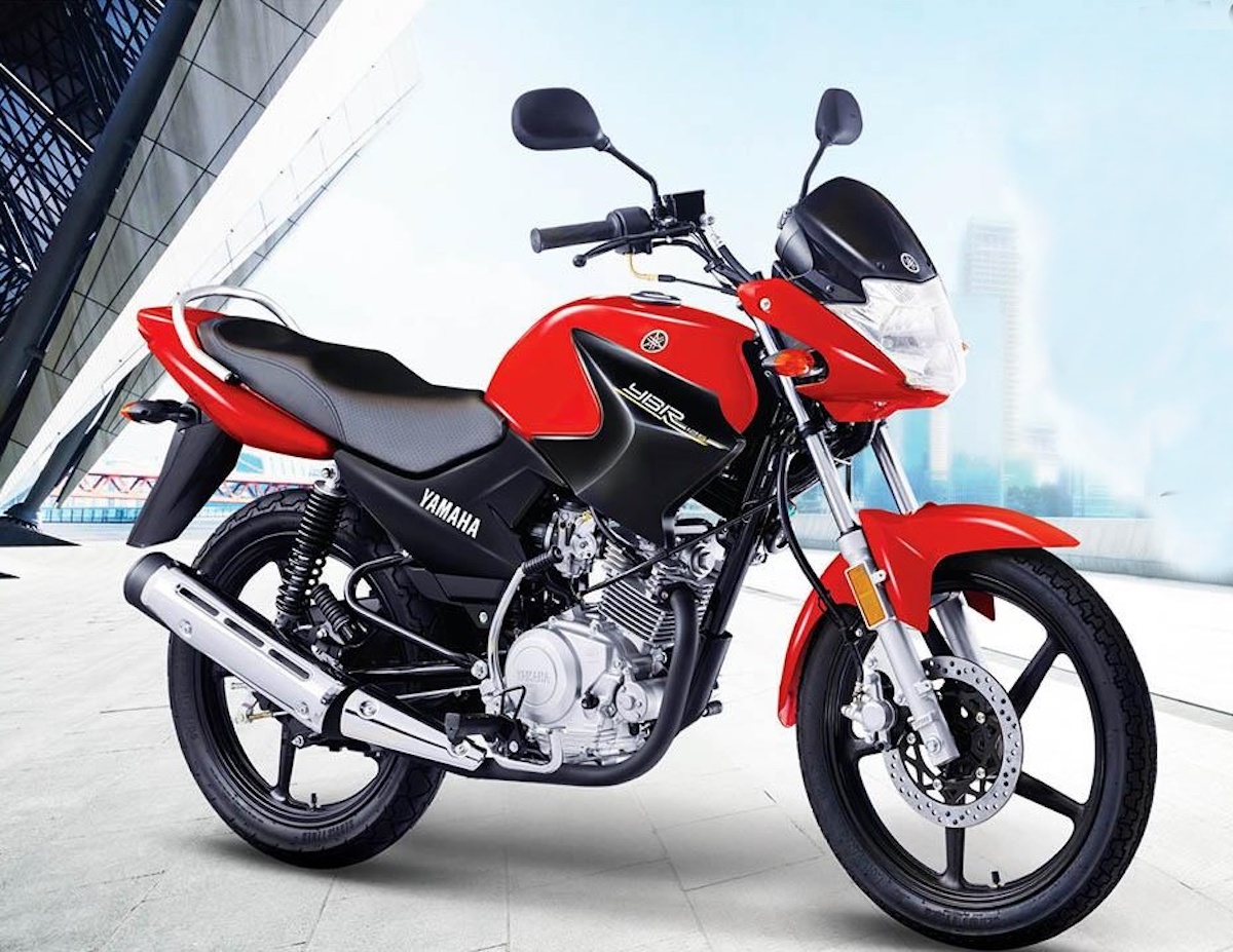 girl motorcycle yamaha ybr 125