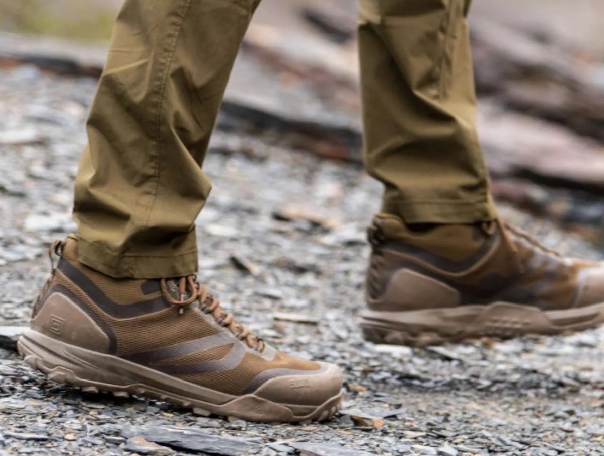 best sport shoes men 5 11