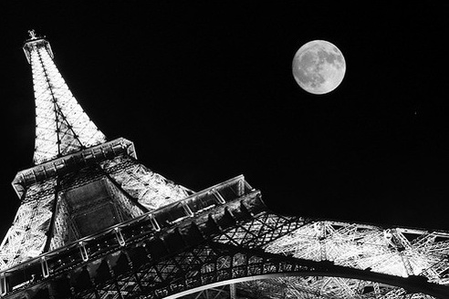 dark eiffel tower